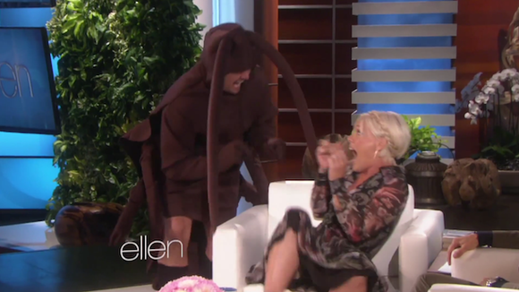 Pink effrayée par une araignée géante chez Ellen DeGeneres