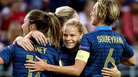 Foot féminin : W9 s'adjuge les droits de la Coupe du monde 2015