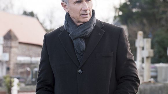 Audiences : France 2 bat TF1, carton pour "Top Gear" et W9, flop pour Adriana Karembeu sur M6
