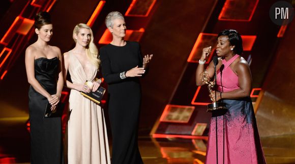 Uzo Aduba décroche un Emmy Award pour "Orange Is the New Black"