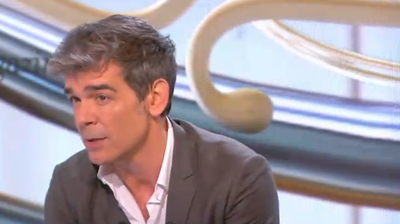 Xavier de Moulins très agacé par un reportage du "Tube" de Canal+