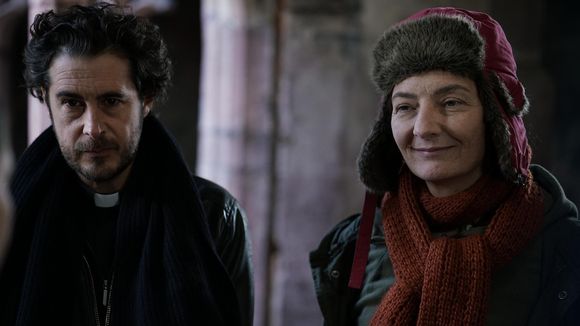 Audiences : Biélorussie/France leader, "Capitaine Marleau" booste France 3, "Crossing Lines" boudée