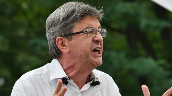 "Le Petit Journal" : Jean-Luc Mélenchon dézingue Cyrille Eldin