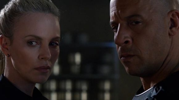 "Fast and Furious 8" : Une trahison spectaculaire dans la première bande-annonce