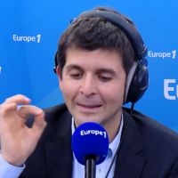 Agression d'un journaliste de "Quotidien" : Le coup de gueule de Thomas Sotto sur Europe 1