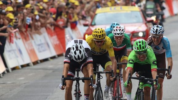 Audiences dimanche : Le Tour de France dope France 2 et France 3, "66 minutes - Le doc" au plus bas