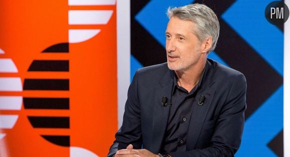 Antoine de Caunes arrive sur France Inter