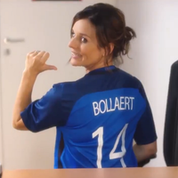 Clip de rentrée : Faustine Bollaert et Daphné Bürki en footballeuses sur France 2