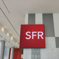 SFR dénonce la "prise d'otage de ses clients" par TF1