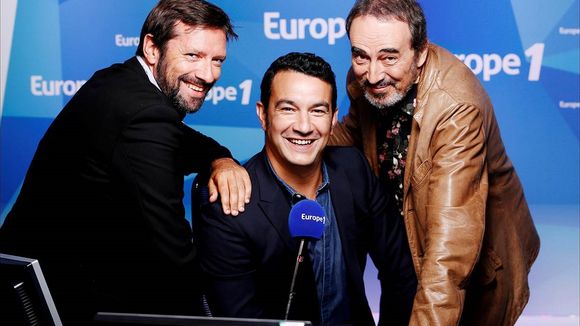 "Y'a pas péno" : Julien Cazarre et Didier Roustan rejoignent Thomas Thouroude sur Europe 1