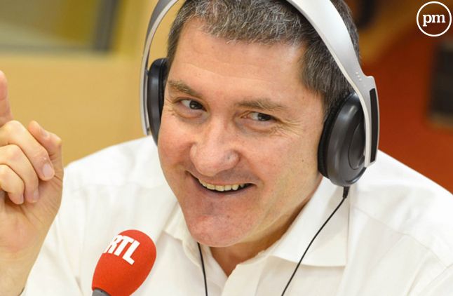 Yves Calvi, sur RTL.