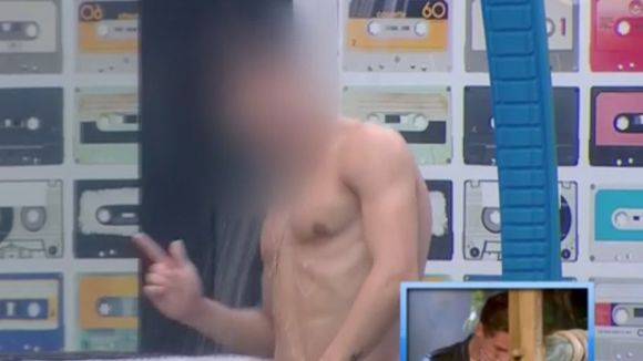 "Secret Story 11" : La production fait croire à Bryan qu'il est flouté depuis le début !