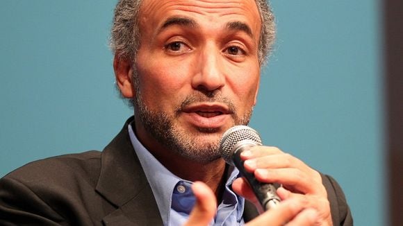 "C Politique" : Tariq Ramadan s'agace d'avoir été "déprogrammé" de l'antenne de France 5