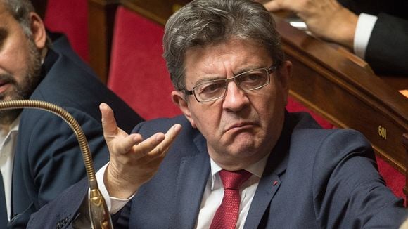 "Au tableau !" : Jean-Luc Mélenchon dénonce la "manipulation d'enfants" de "C à vous"