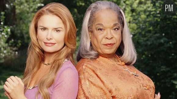 Roma Downey et Della Reese dans "Les Anges du bonheur"