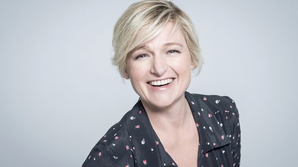 Invités : "C à vous" accueille Sandrine Kiberlain et Alain Souchon ce soir
