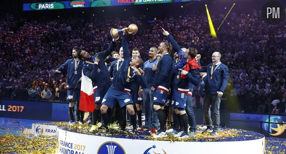 L'équipe de France de handball après sa victoire (Mondial 2017)