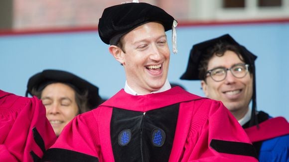 Mark Zuckerberg sur Facebook : "Nous faisons à l'heure actuelle trop d'erreurs"