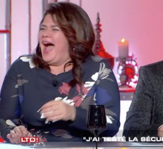 Fou rire entre Hapsatou Sy et Raquel Garrido dans 'Les...