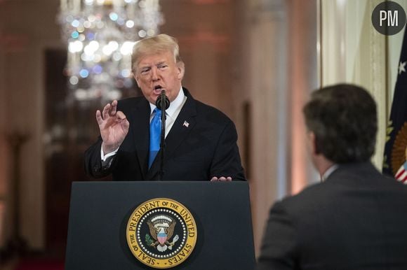 Donald Trump face à Jim Acosta