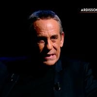 "Sur une île déserte je l'étranglerais" : Thierry Ardisson charge de nouveau Stéphane Guillon