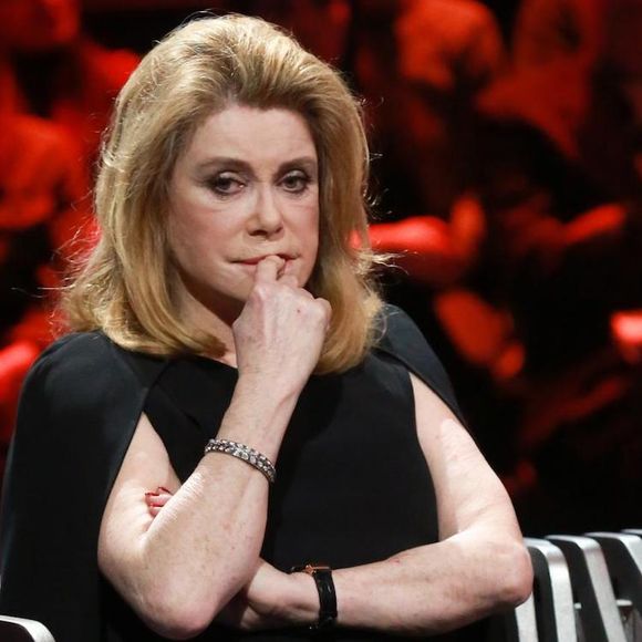 Catherine Deneuve furieuse après Laurent Delahousse