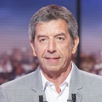 Audiences : "Ça ne sortira pas d'ici" se maintient bien sur France 2