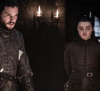 Kit Harington et Maisie Williams dans 'Game of Thrones'