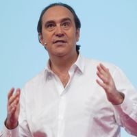 Xavier Niel veut entrer au capital de "Nice Matin", la direction du journal n'en veut pas