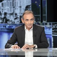 Eric Zemmour accusé d'agressions sexuelles par plusieurs femmes dans une enquête de "Mediapart"