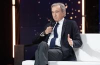 Bernard Arnault justifie son soutien financier à Arnaud Lagardère