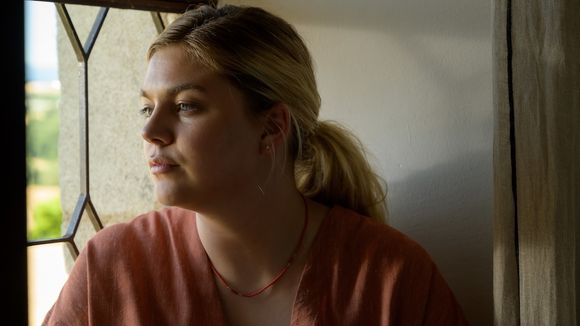 "Visions" : TF1 dégaine sa mini-série avec Louane ce soir