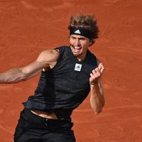 Audiences access 19h : F2 leader avec Roland-Garros, "DNA" 2e, Cyril Lignac au million, Yann Barthès en repli