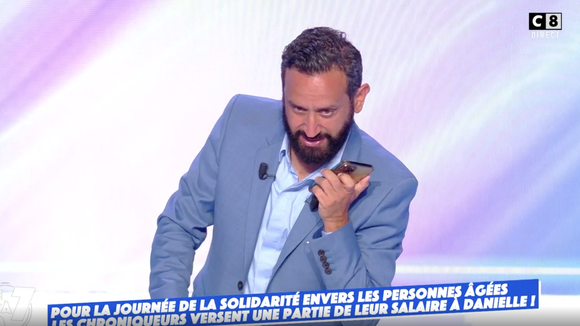 Cyril Hanouna se paye Kelly Vedovelli pour son retard dans "TPMP"