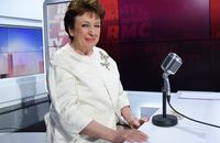 Roselyne Bachelot prend la défense des "Grosses Têtes"