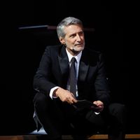 Canal+ s'offre la Mostra de Venise, Antoine de Caunes de retour en quotidienne