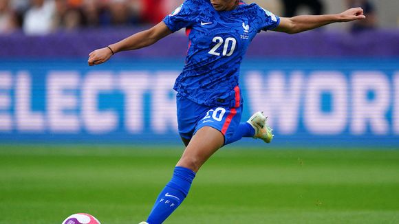 Audiences : Carton pour l'élimination des Bleues sur TF1, "Pékin express" souffre sur M6