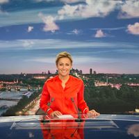 Audiences access 20h : Anne-Sophie Lapix prend le large sur France 2, "28 minutes" proche de son record sur Arte