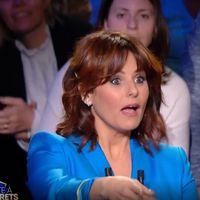 "C'est la première fois !" : Faustine Bollaert surprise par la bourde de Zaz dans "La boîte à secrets"