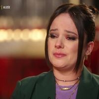 "Je ne voulais pas vous faire pleurer" : Alizée fond en larmes en pleine interview avec Nikos Aliagas sur TF1