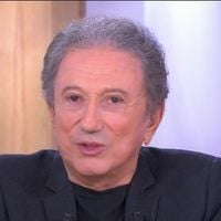 "Ils m'ont sauvé la vie" : La déclaration de Michel Drucker à Delphine Ernotte et Stéphane Sitbon-Gomez dans "C à vous"