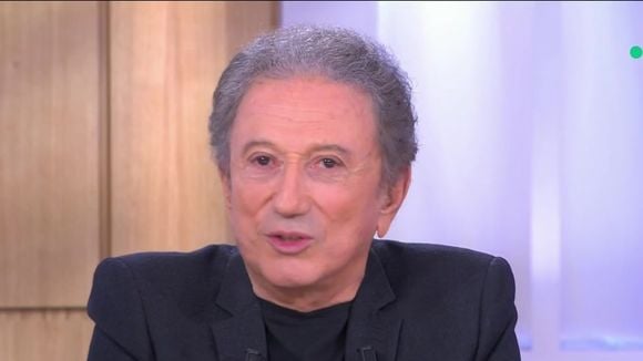 "Ils m'ont sauvé la vie" : La déclaration de Michel Drucker à Delphine Ernotte et Stéphane Sitbon-Gomez dans "C à vous"