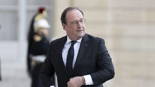 "François Hollande m'a décommandé 2 personnes" : Olivier Schrameck (ex-CSA) reconnaît publiquement une intervention de l'ancien président de la République