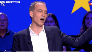 "Lâchez-moi les baskets !" : Furieux, Raphaël Glucksmann riposte après des attaques de Manon Aubry sur BFMTV
