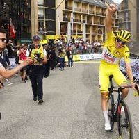 Audiences samedi : Le Tour de France puissant sur France 2, Jean-Luc Reichmann et Audrey Crespo-Mara au plus haut sur TF1