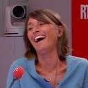 "Est-ce qu'il faut rentrer pour Olivier Faure ?" : En vacances, Philippe Caverivière intervient en direct pour la première matinale de Thomas Sotto et Amandine Bégot sur RTL