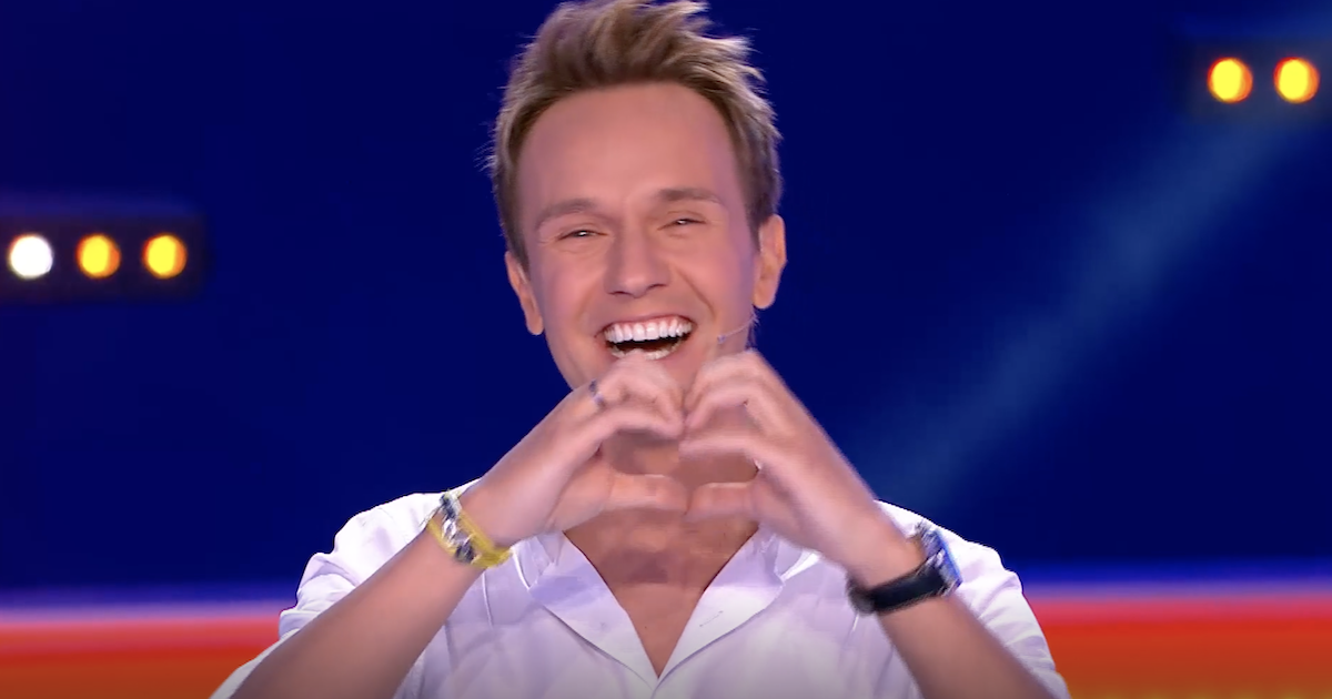 "Je m'étais dit que je ne pleurerai pas" : Ému aux larmes, Cyril Féraud  reçoit un coup de fil surprise de sa mère pour sa dernière de "Slam" -  Puremédias