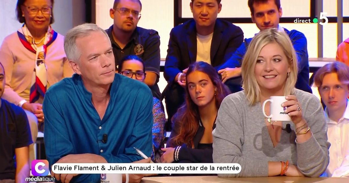 "On fait gaffe aux croissants " Julien Arnaud et Flavie Flament se