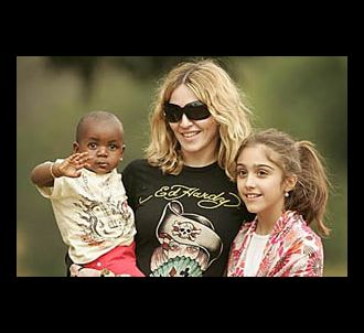 Madonna, son fils adoptif David et sa fille Lourdes