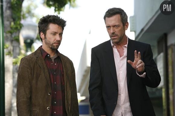 Michael Weston et Hugh Laurie dans "Dr House"